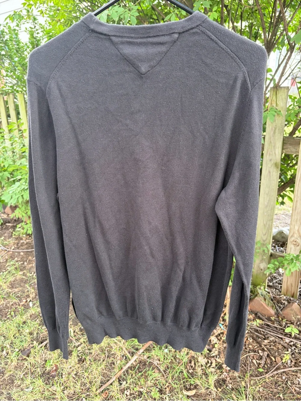 Tommy Hilfiger Men’s Black Crewneck Sweater with Flag Accent